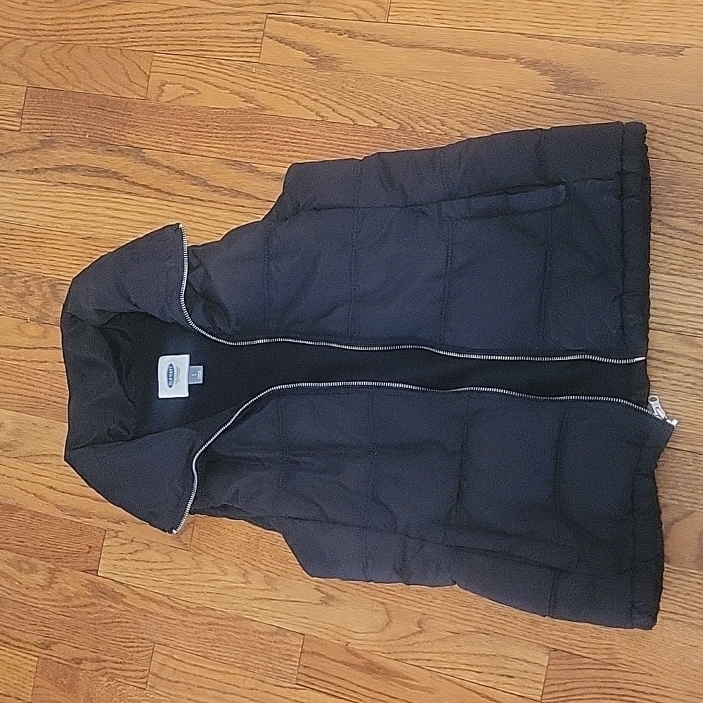 Old navy fleece lined vest size small black
